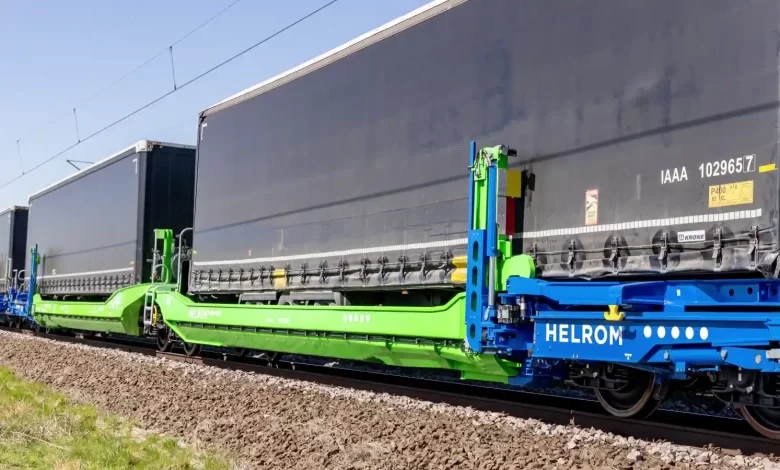 Operatorul german Helrom, specializat în transportul feroviar al semiremorcilor, riscă lichidarea 1 Operatorul german Helrom, specializat în transportul feroviar al semiremorcilor, riscă lichidarea